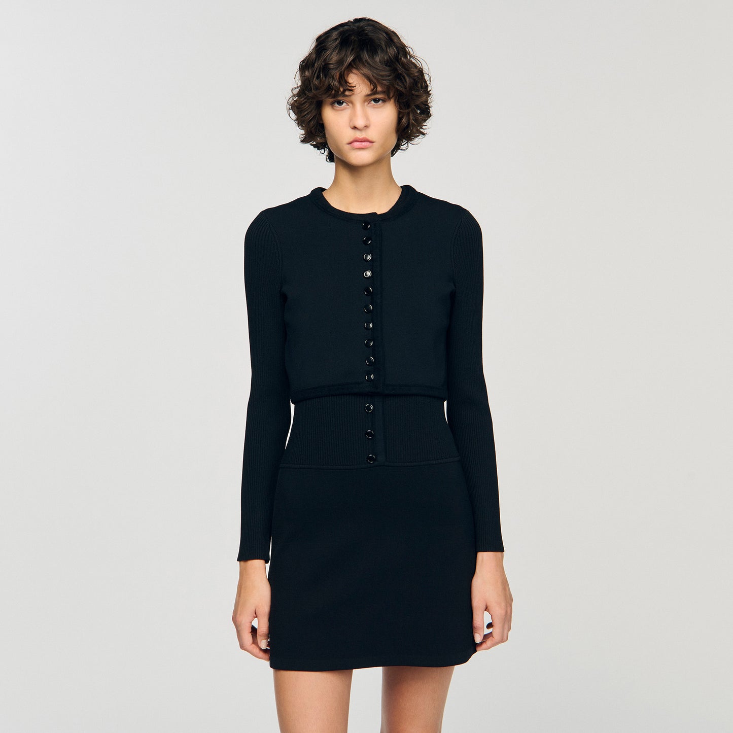 Axel Cropped Cardigan Black
