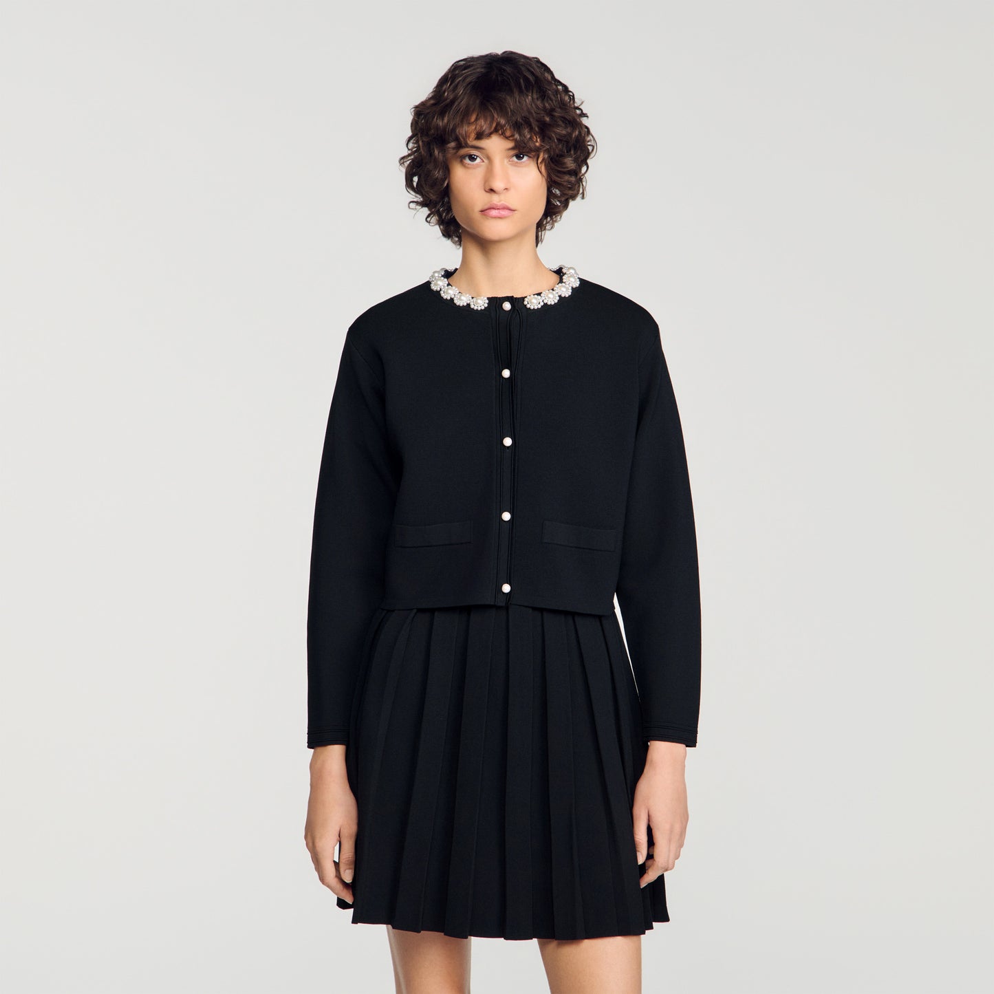 Aubrey Cardigan with pearl flower collar Black