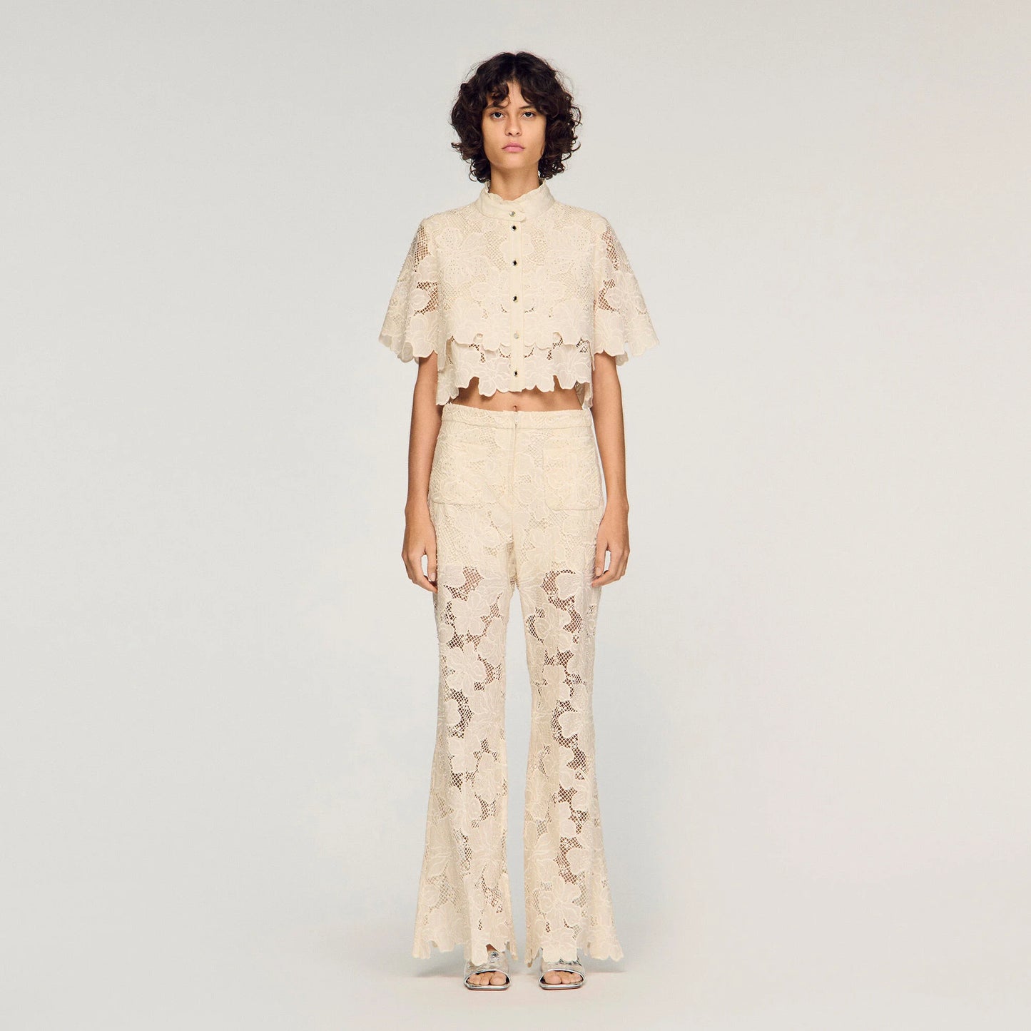 Ame Cropped Floral Guipure Shirt Ecru