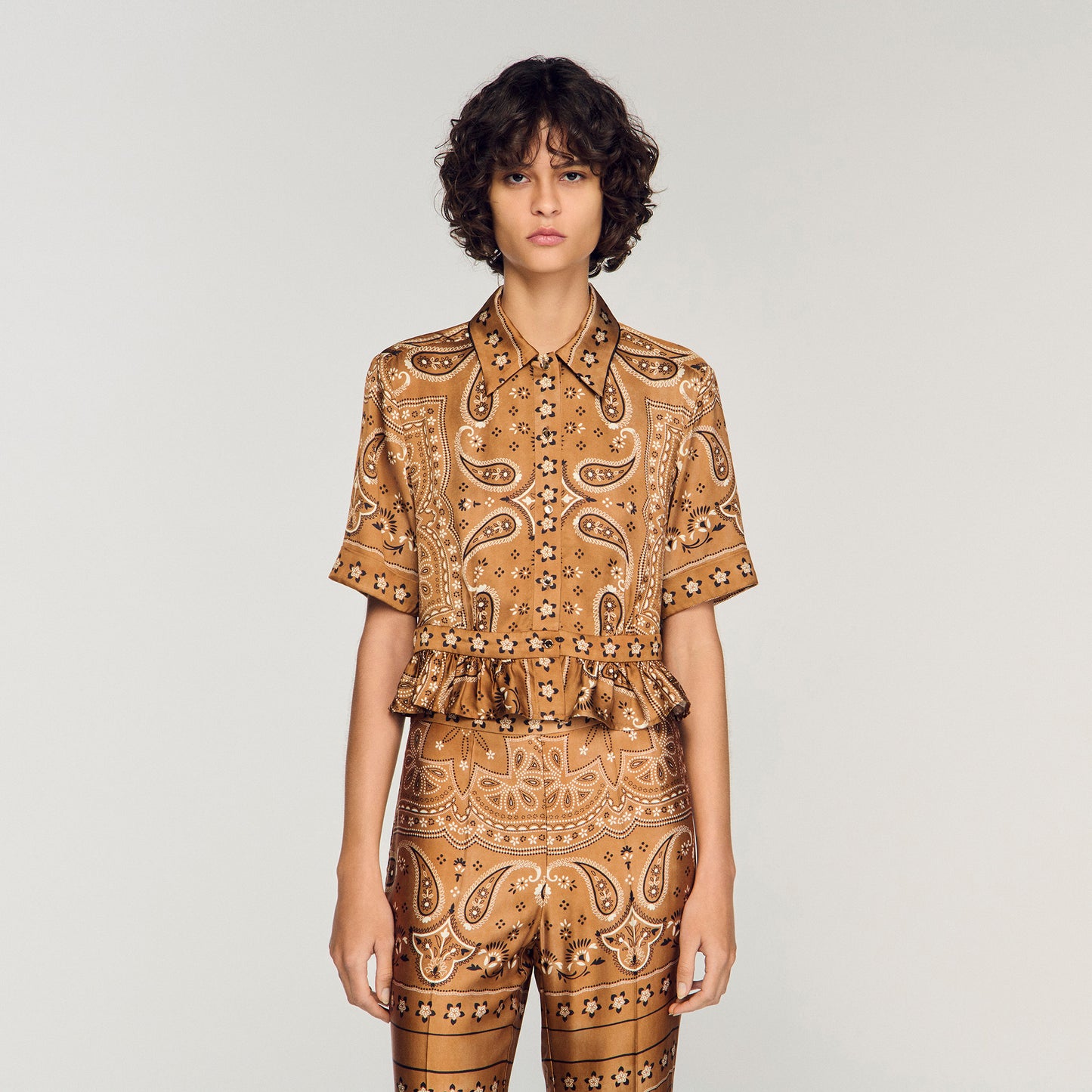 Bandana Print Cropped Shirt Brown Black