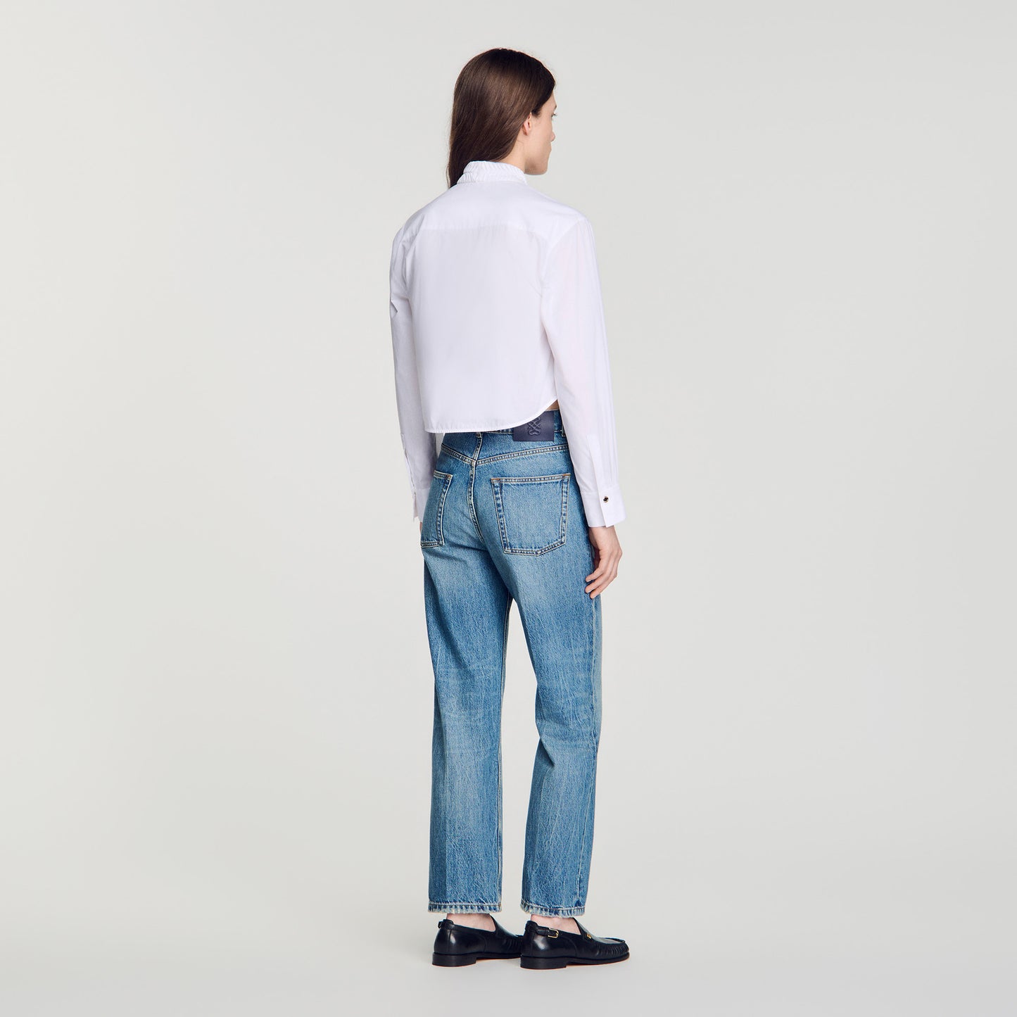 Abigail Pleated shirt with origami collar White