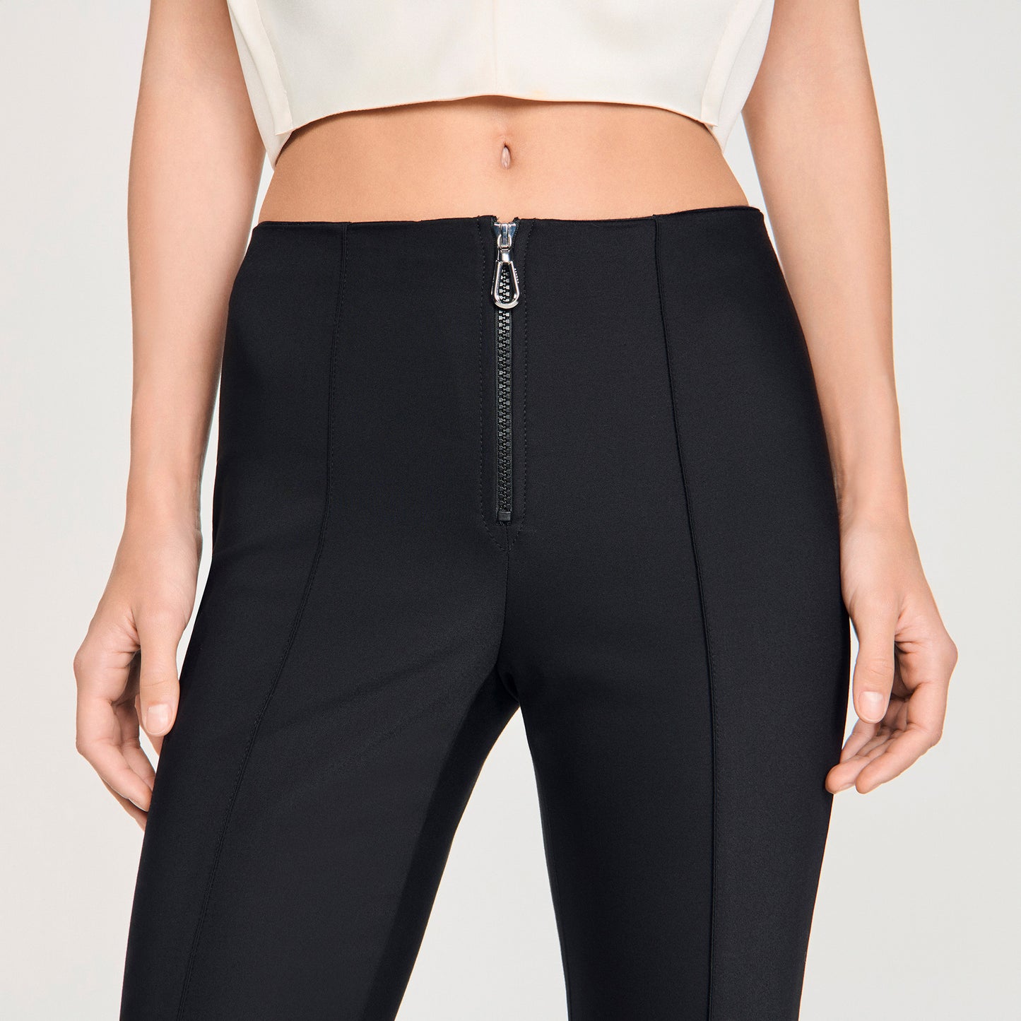 Mody Pleat And Zip Trousers BLACK