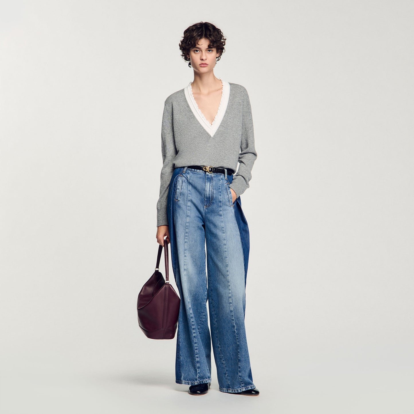 V-Neck Jumper Grey