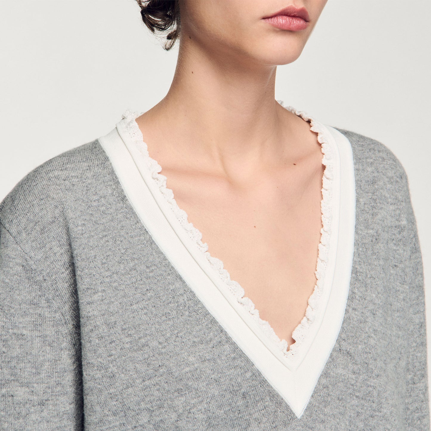 V-Neck Jumper Grey