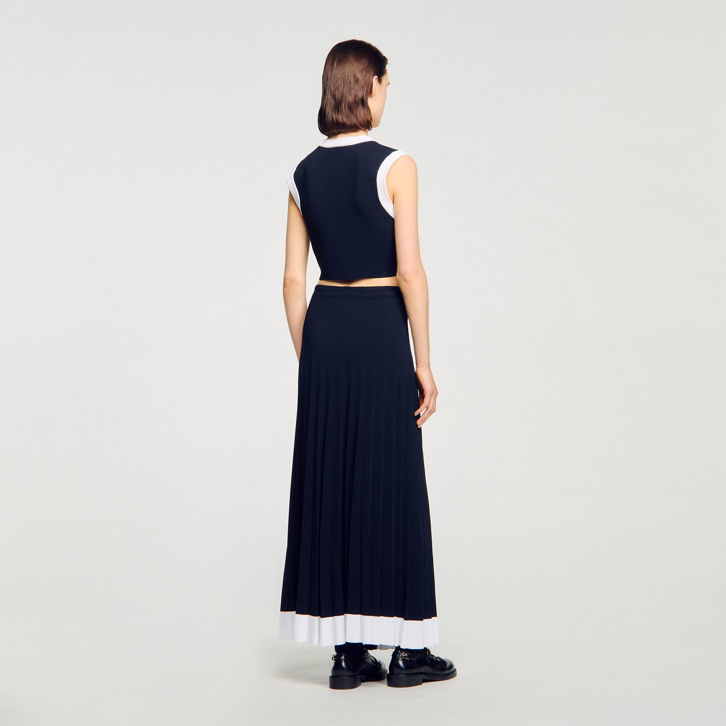 Ocean Two-Tone Cropped Cardigan Navy Blue