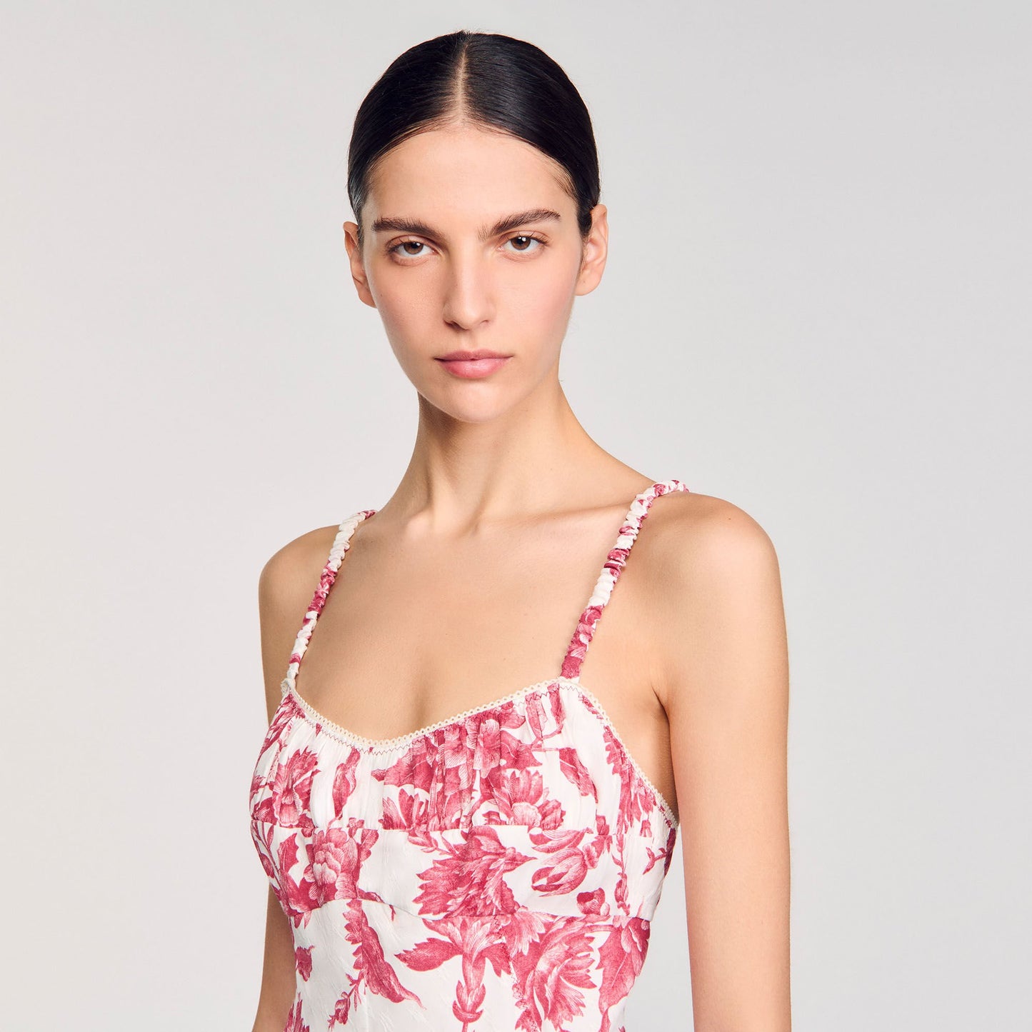 Joselle Floral Print Maxi Dress White / Red