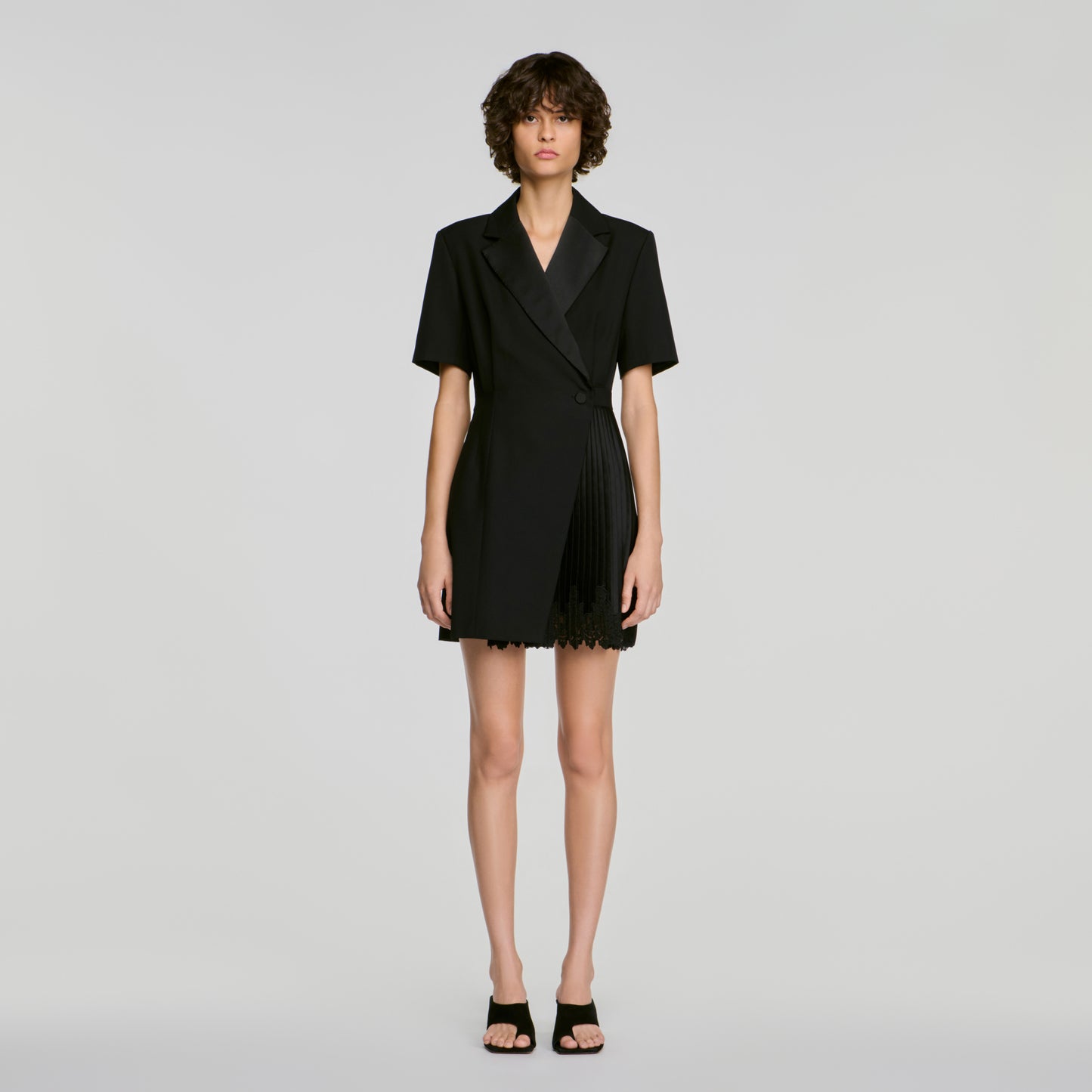 Baccarat Tailored collar wraparound dress Black