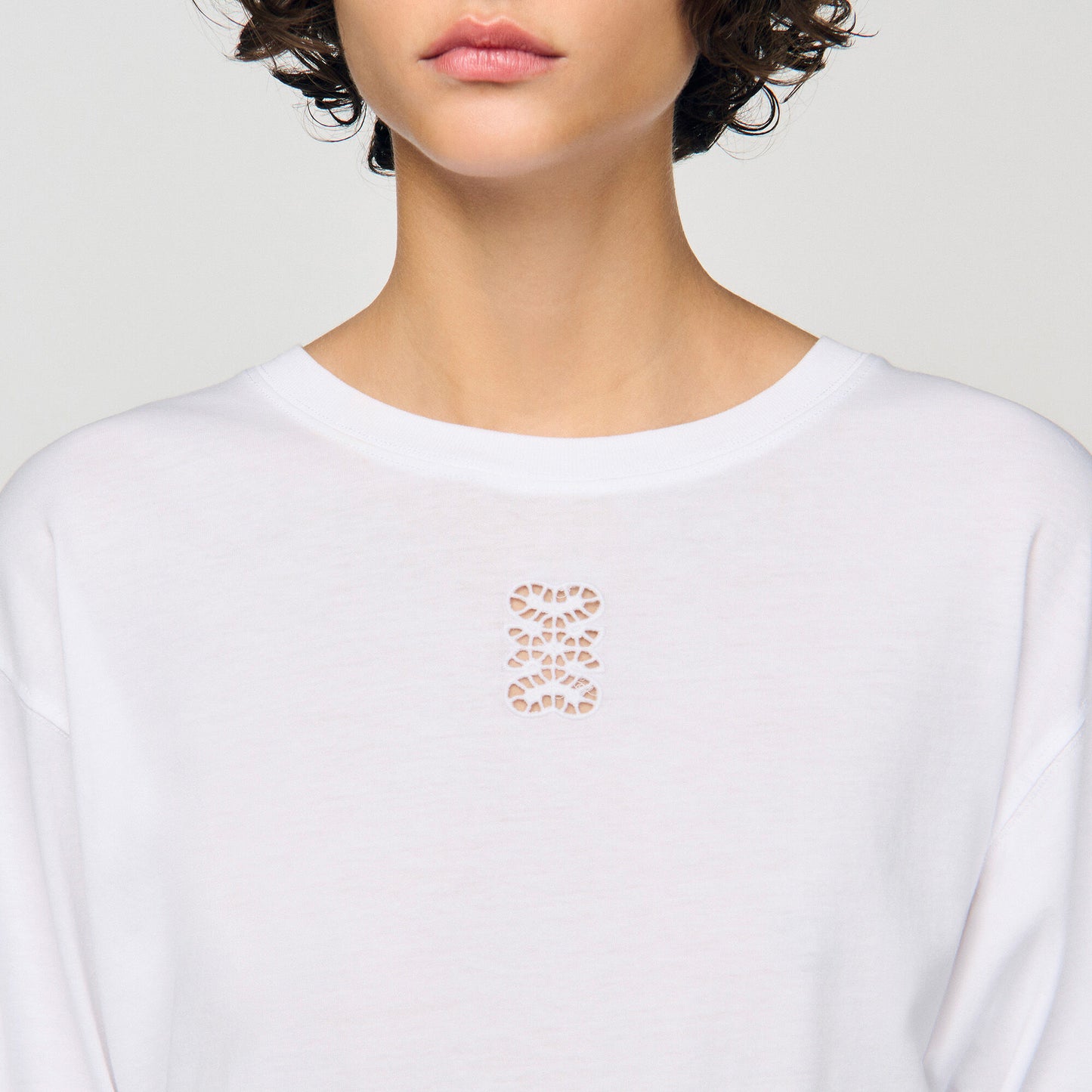 Ezrane T-Shirt With Embroidery White