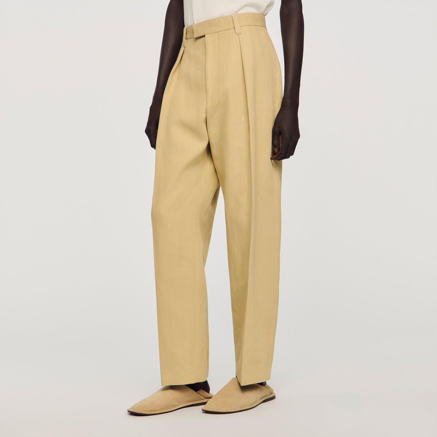 Gerard Pant Wide Pleated Cotton-Linen Trousers Beige