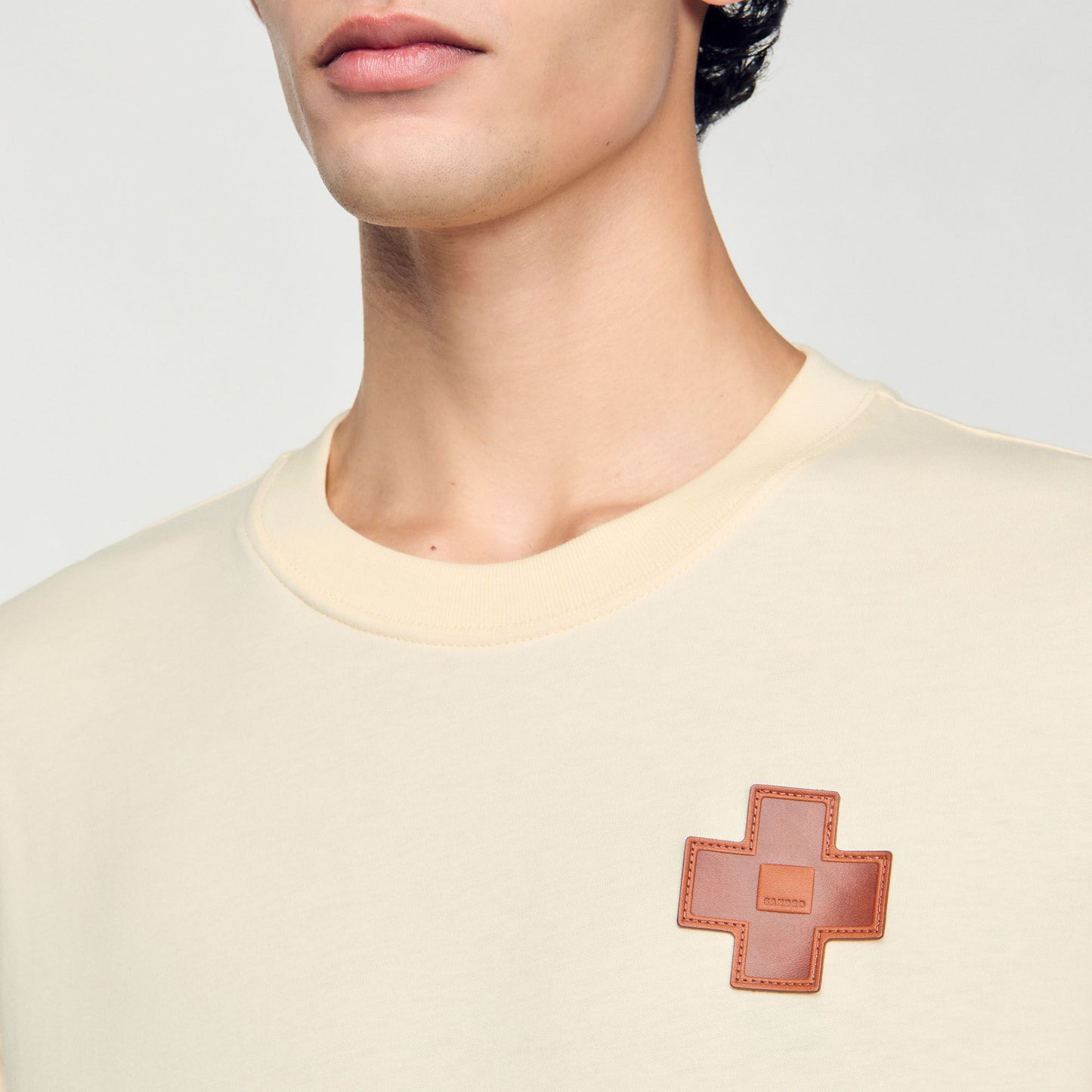 Tshirt Cross Patch Cross T-Shirt Oats