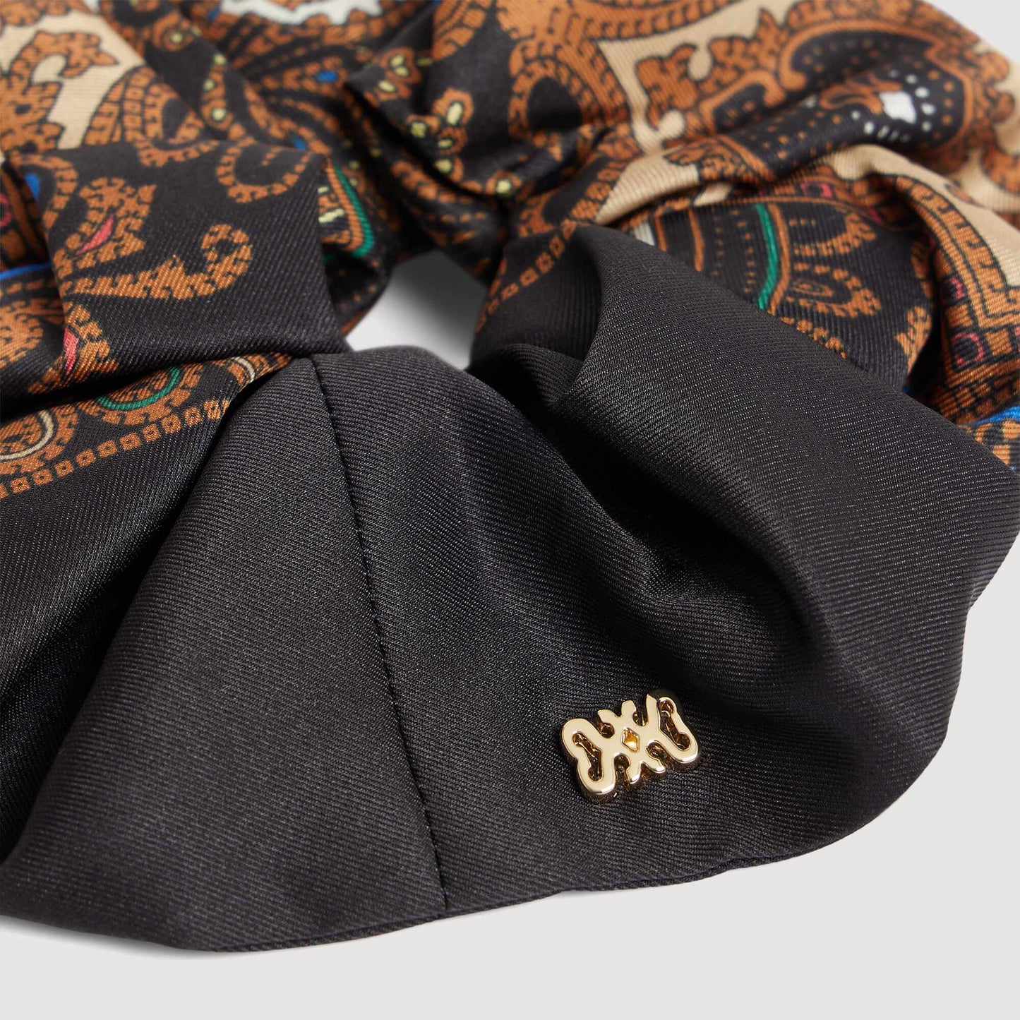 Chouchou Scarf print scrunchie Black / Ocher