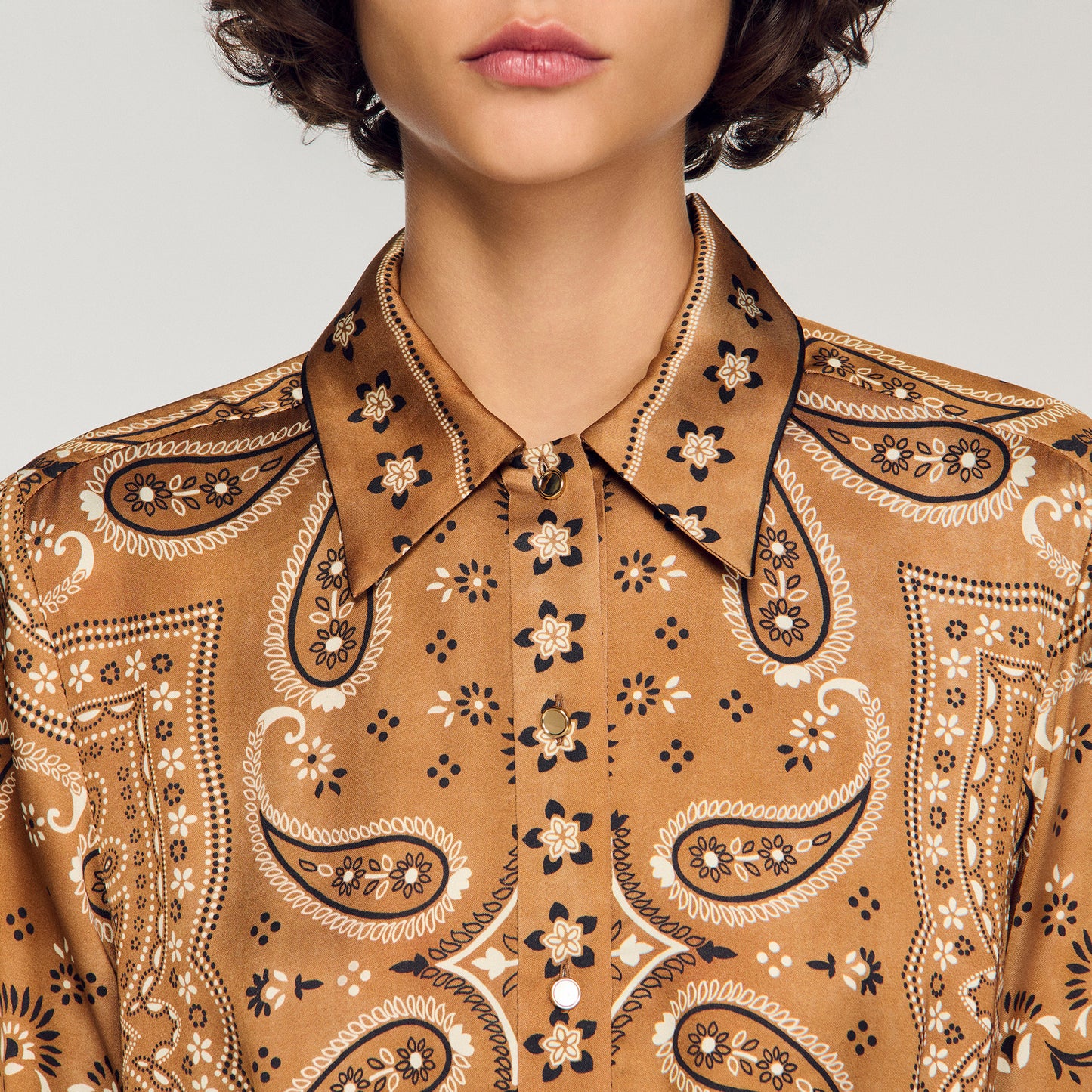Bandana Print Cropped Shirt Brown Black