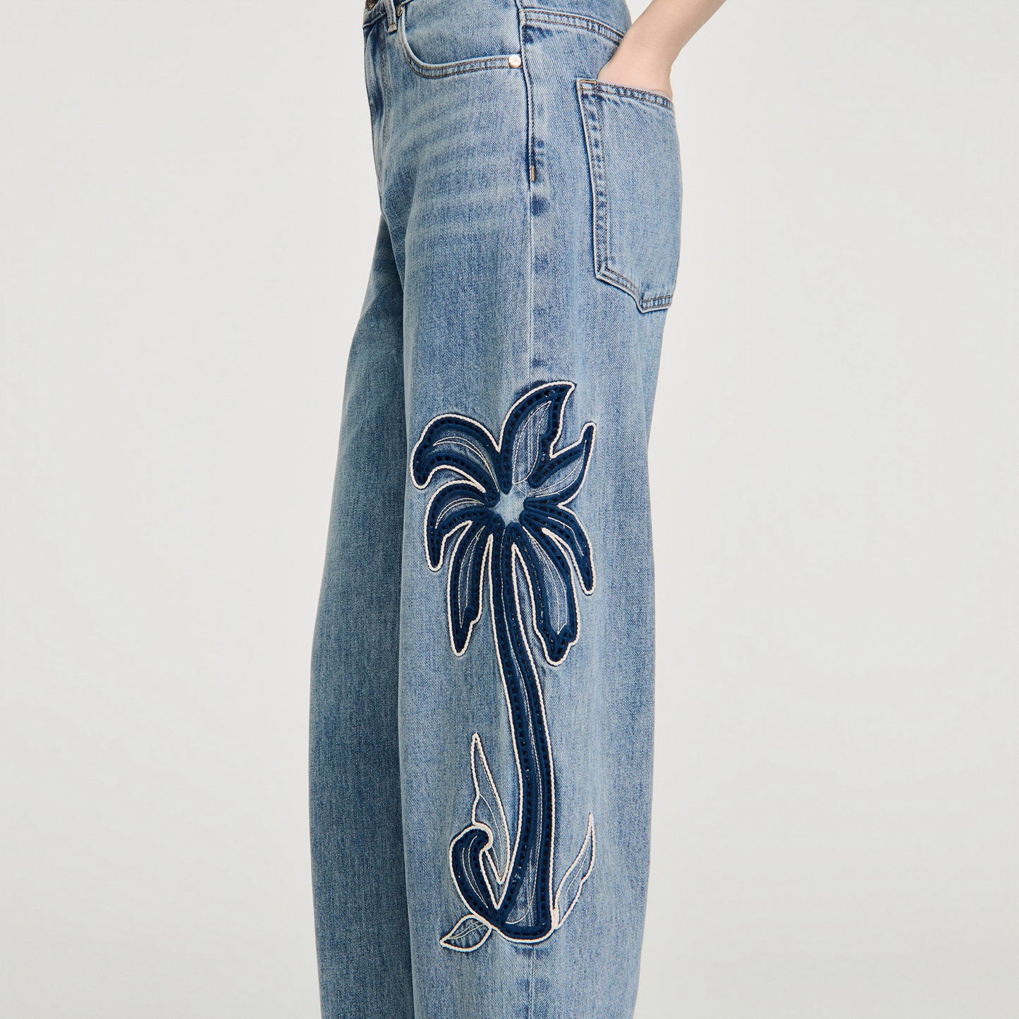Palm Palm-Embroidered Wide Barrel Jeans Blue Jean