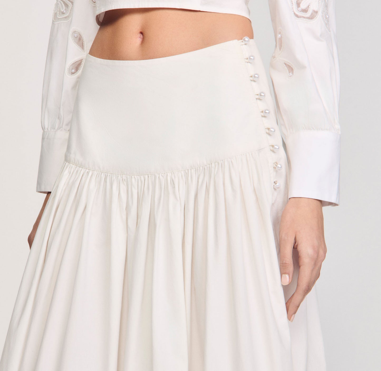 Floral Embroidery Skirt Ecru
