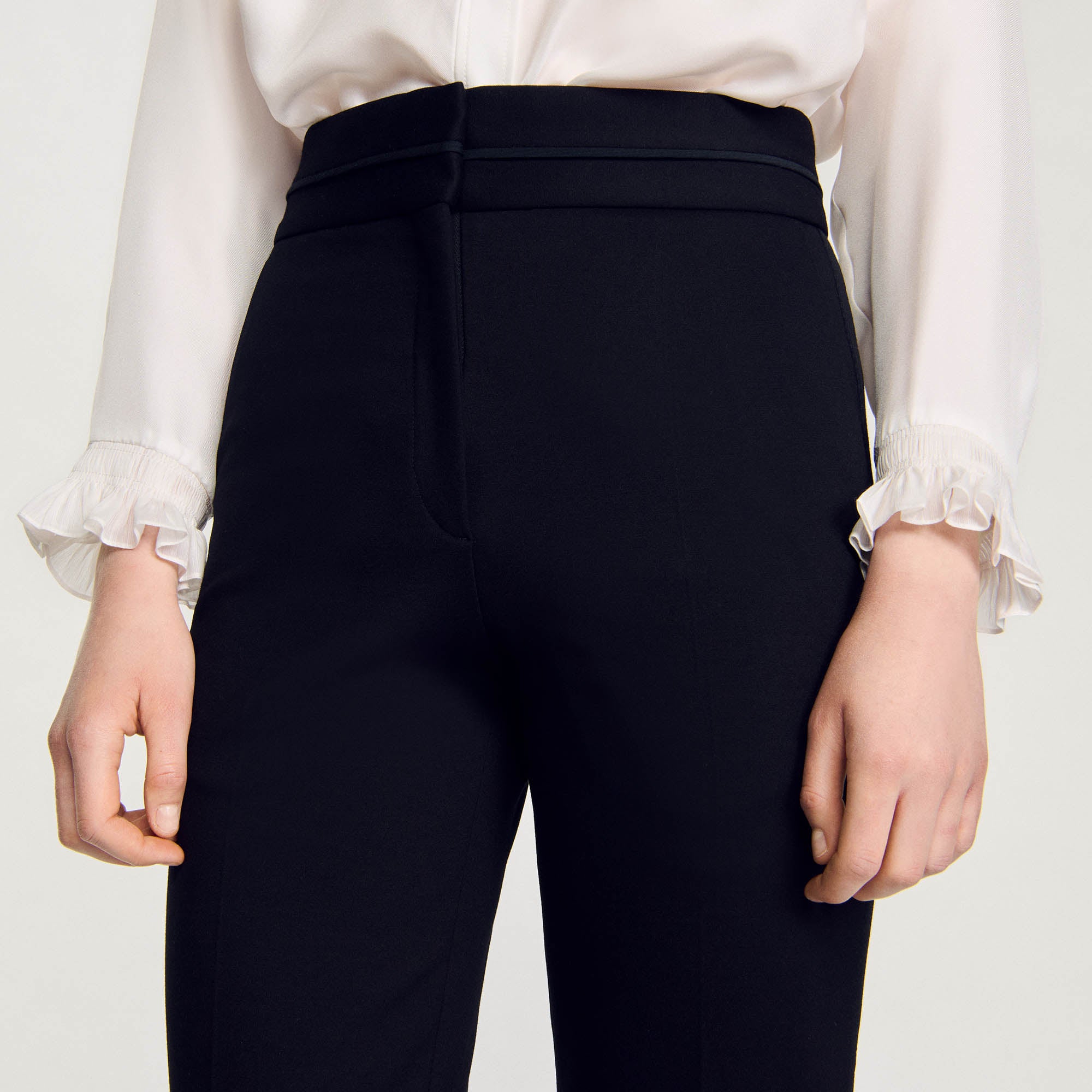 Straight-Leg Trousers Black