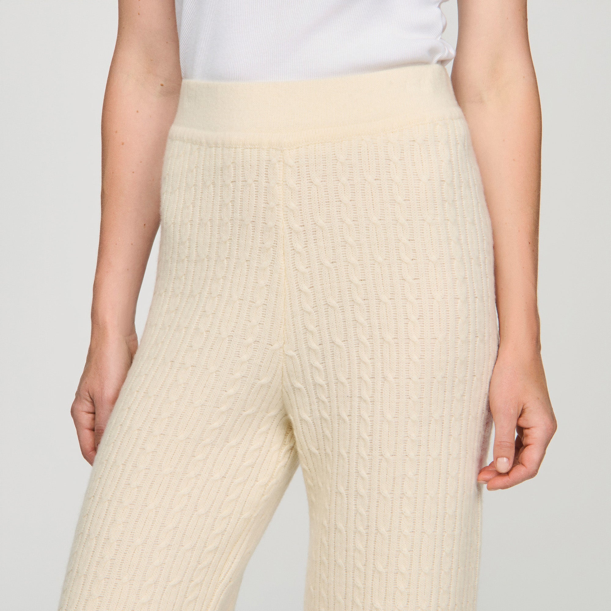 Valaud Cable Knit Trousers Ecru