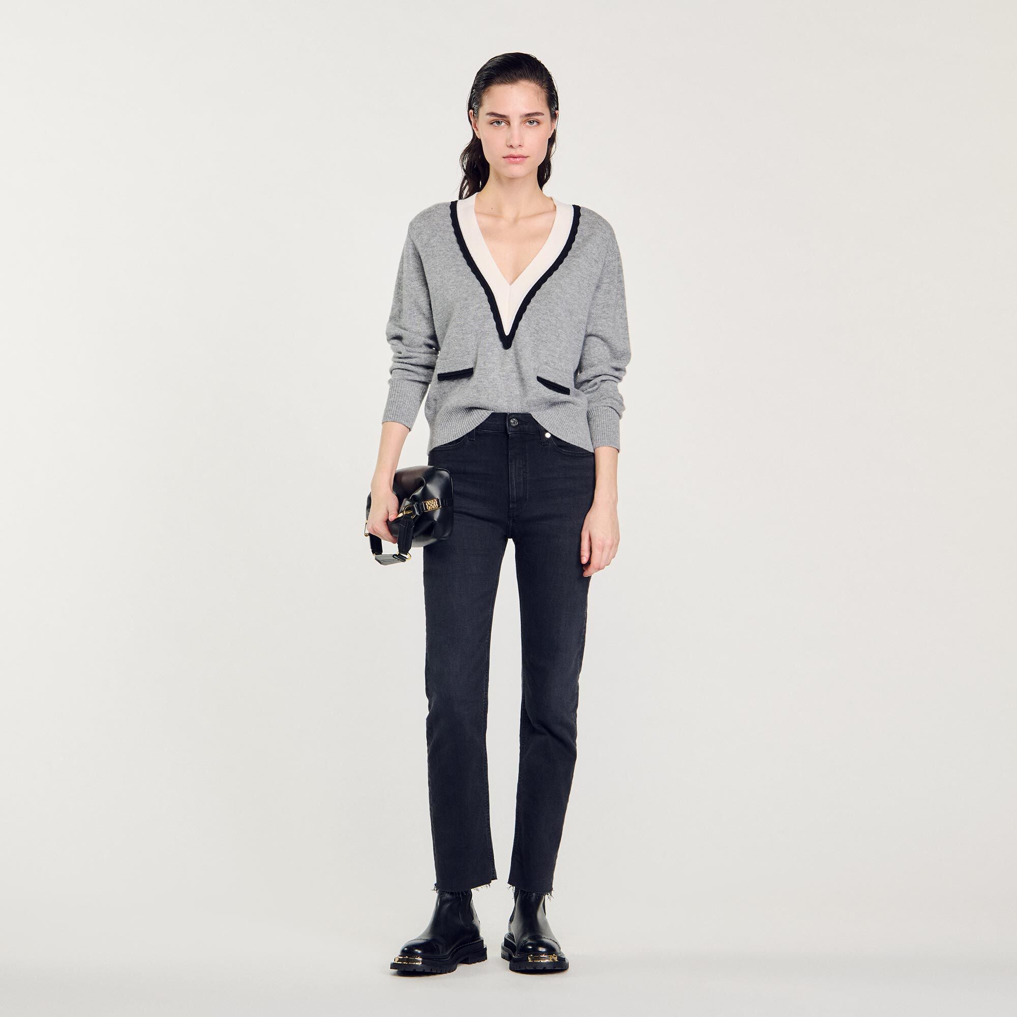 Sweater With Contrasting Deep V-Neck White