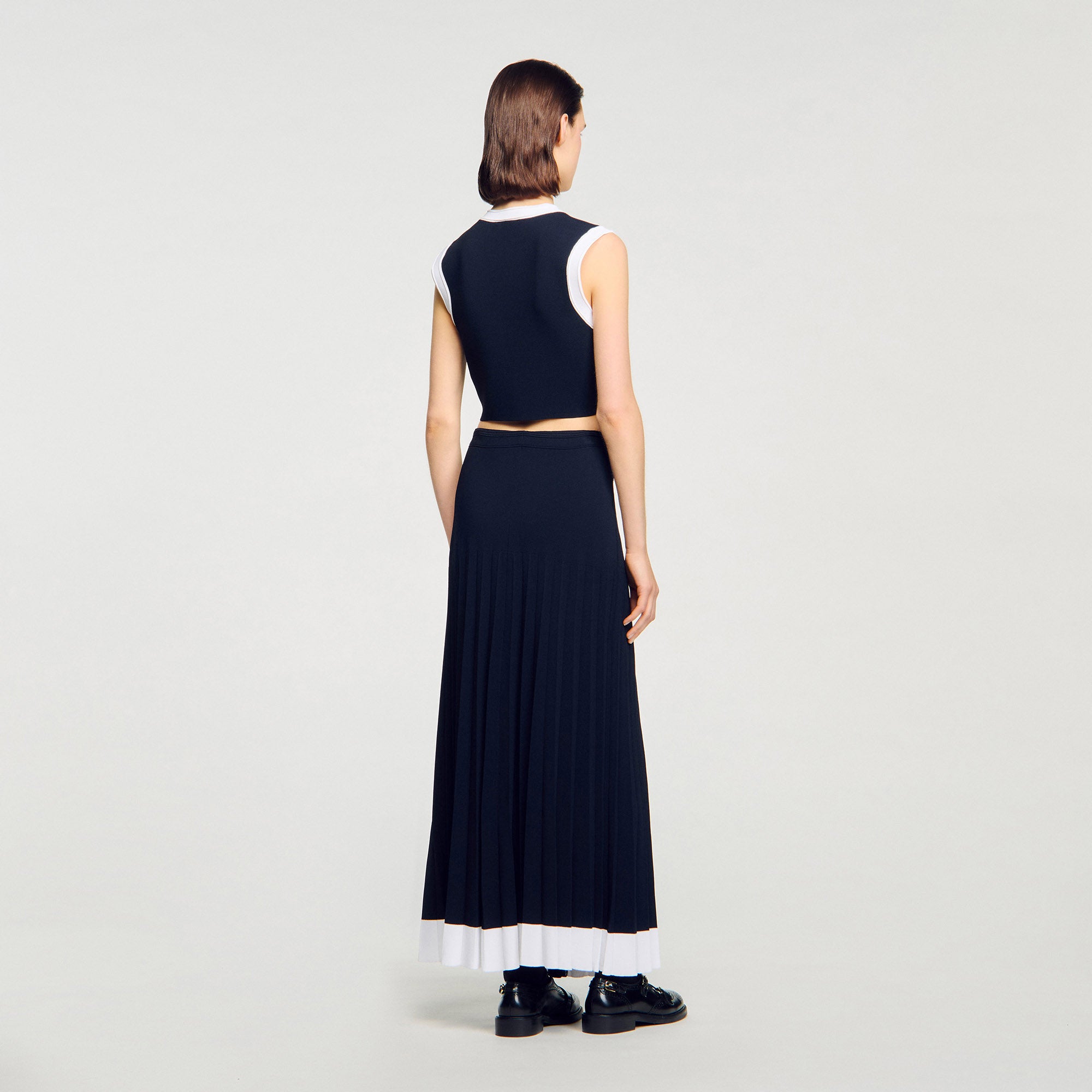 Ocean Two-Tone Cropped Cardigan Navy Blue