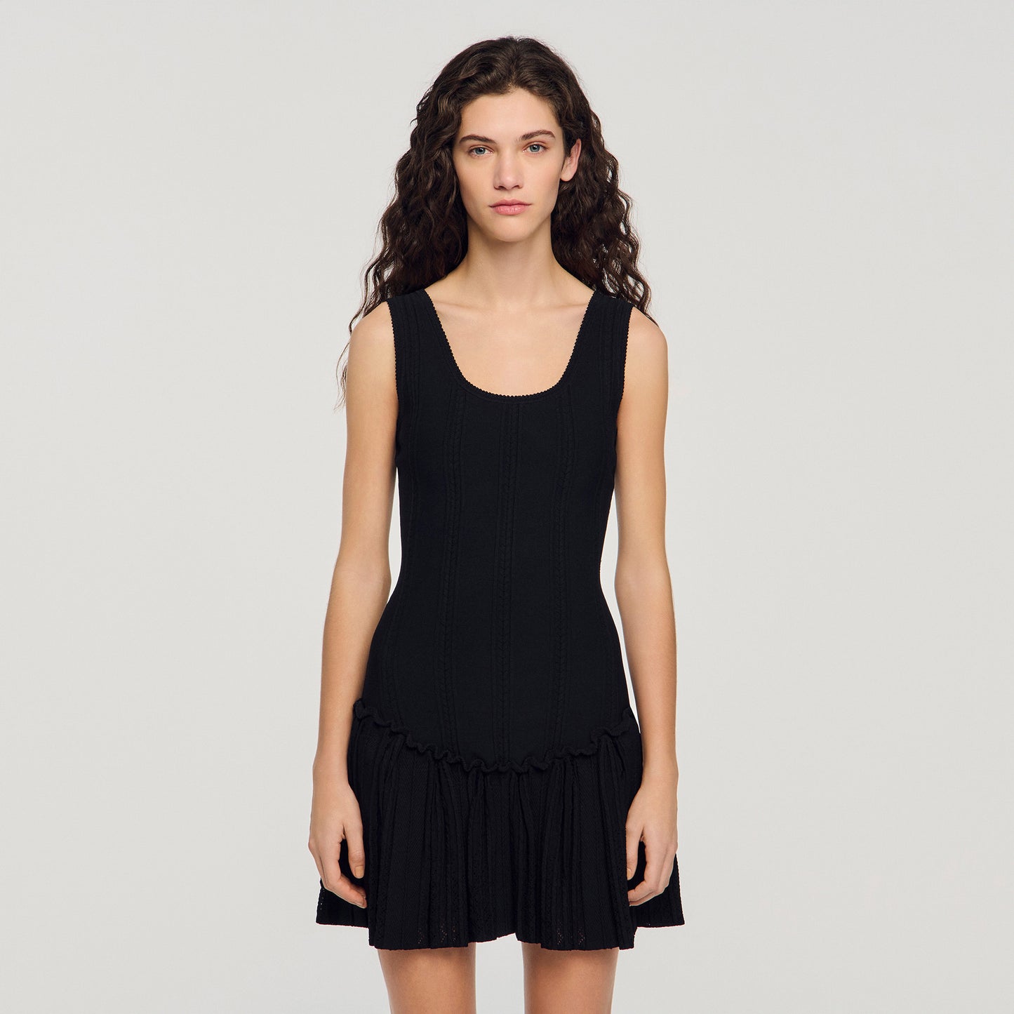 Carla Short Knit Dress With Ruffle Black