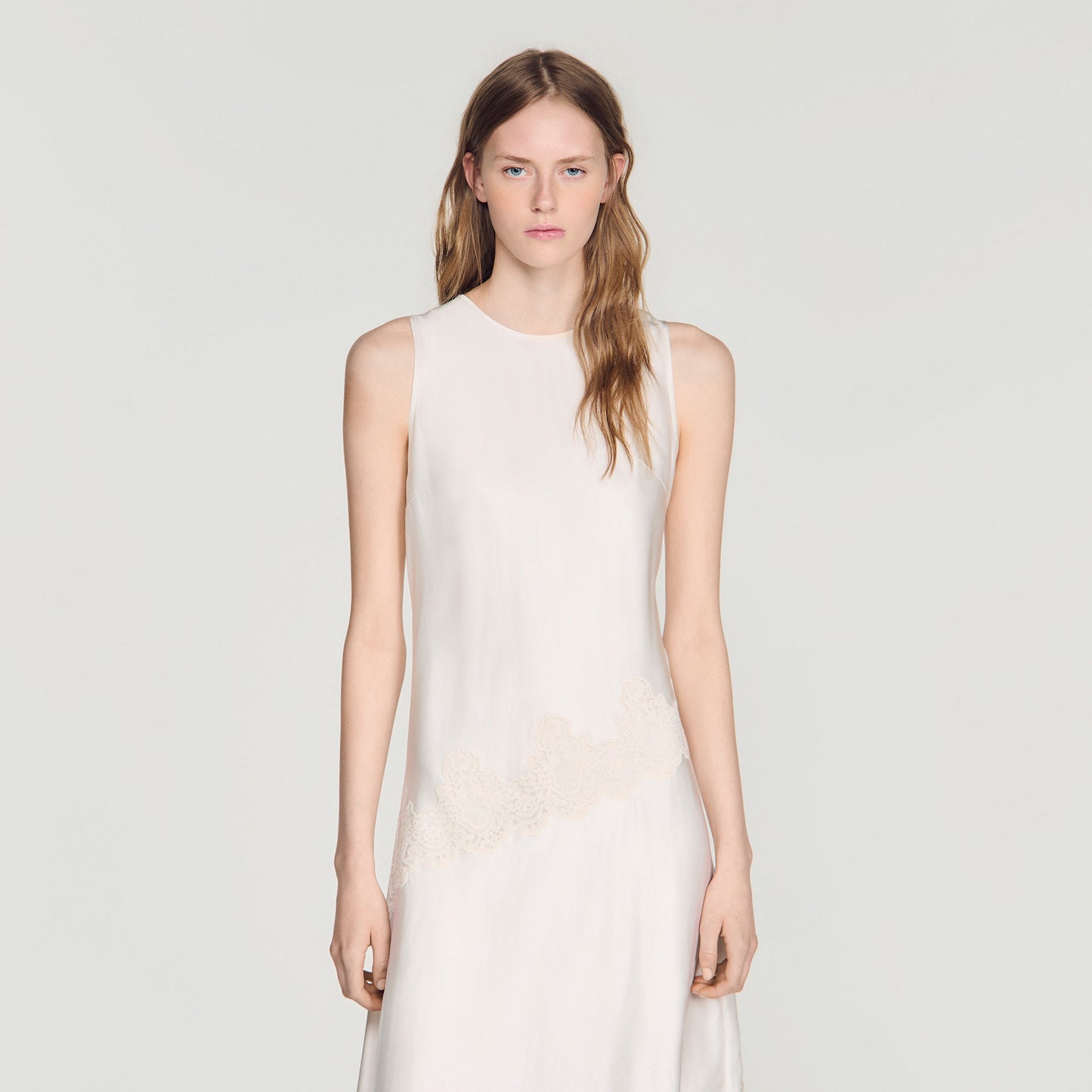 Alva  Silhouette Dress Ecru