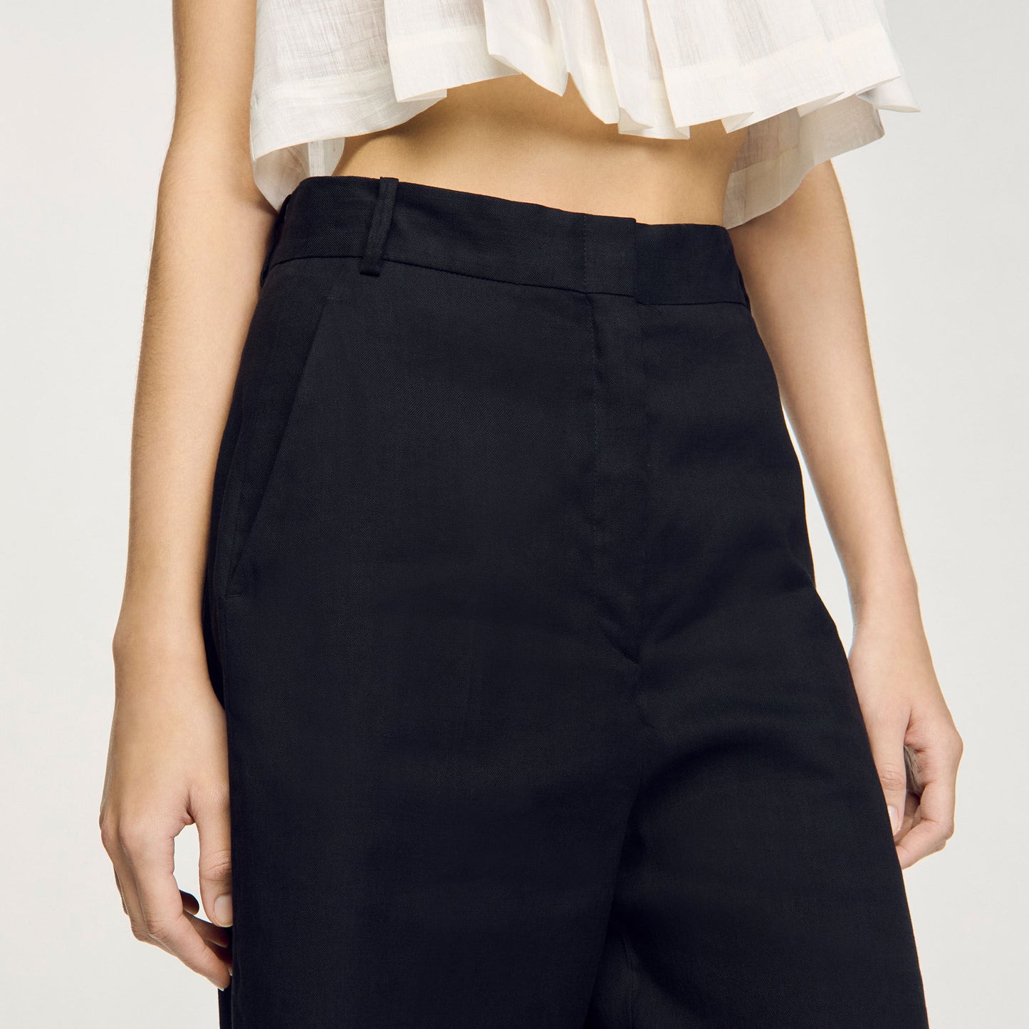 Soan Linen-Blend Bermuda Shorts Black Black