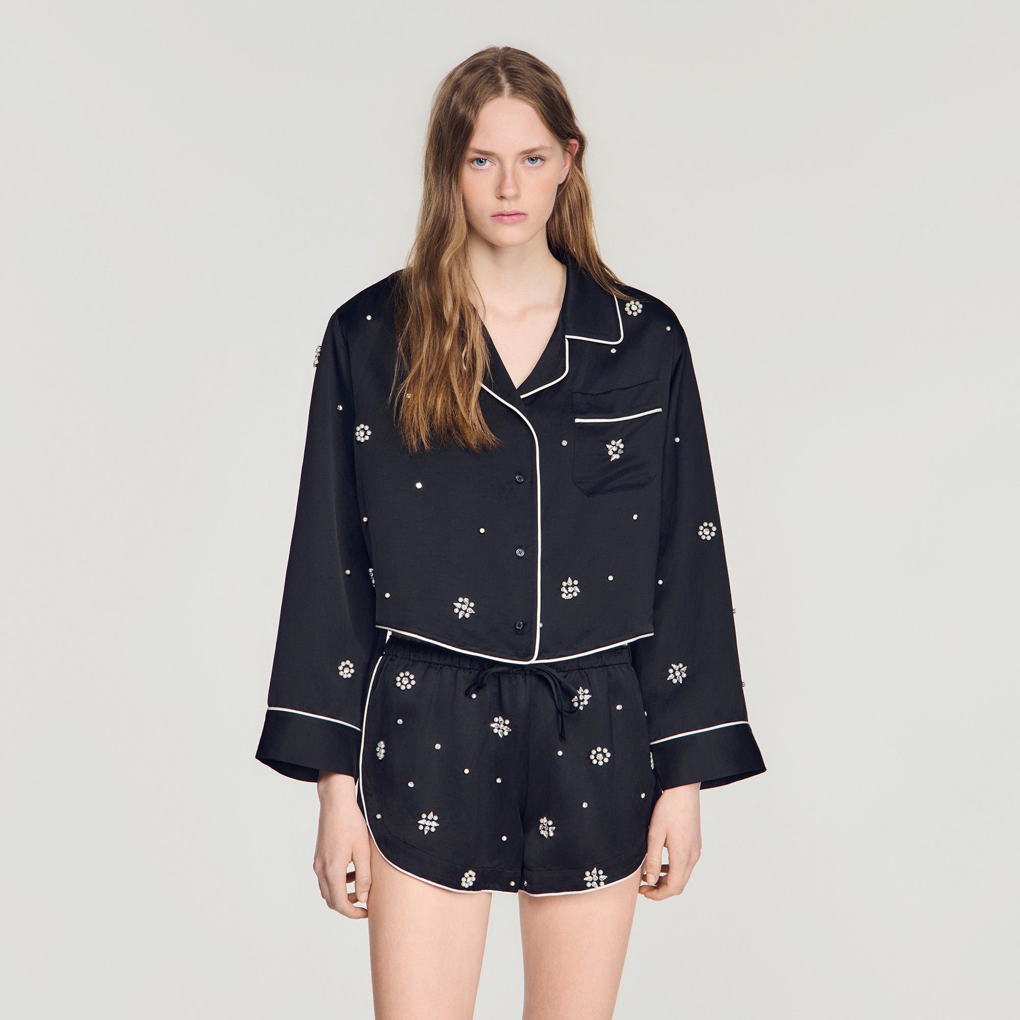 Sorellia  Shorts Black