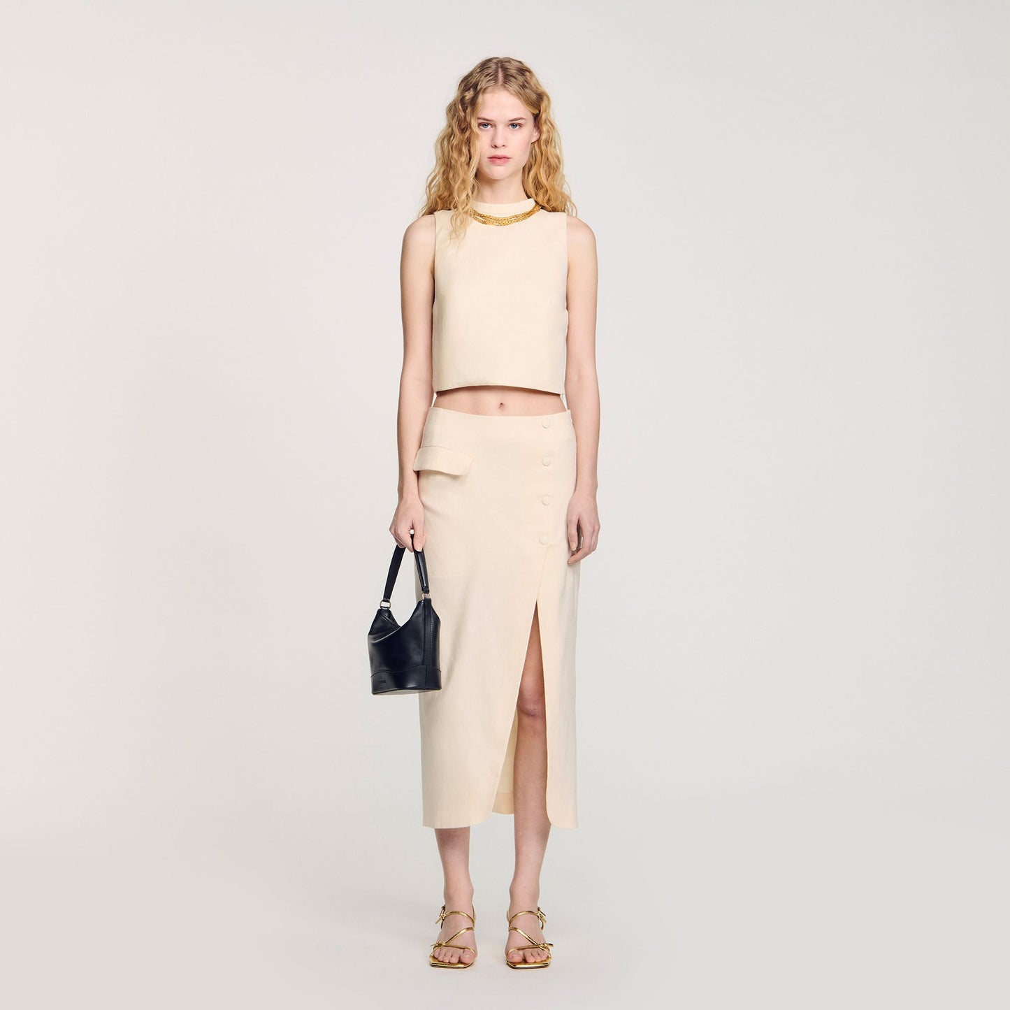 Ecru Knit Crop Top With Necklace