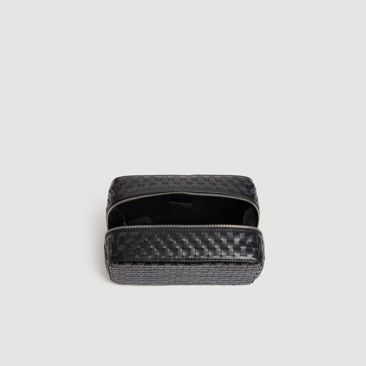 Washbag Woven Woven leather toilet bag Black