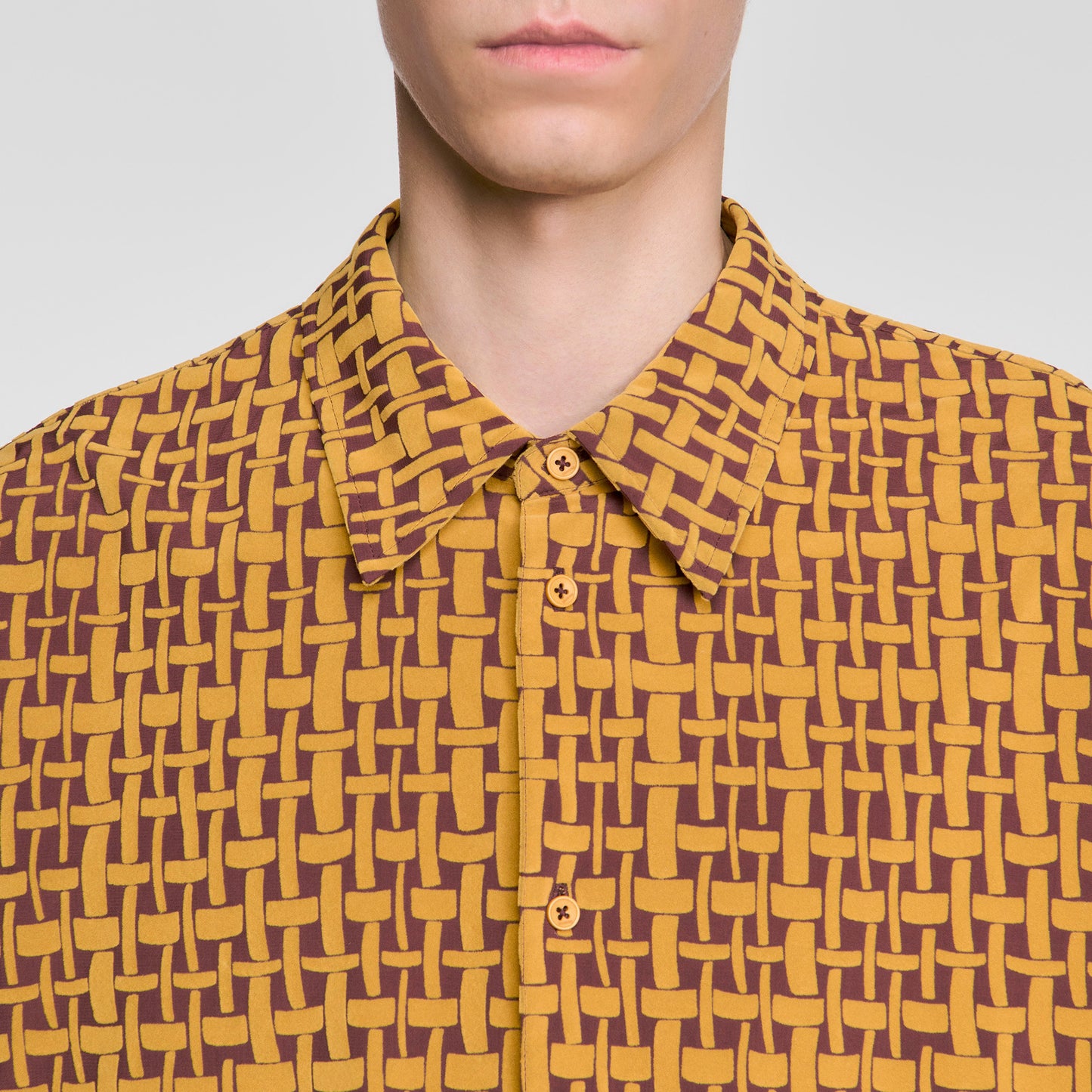 Thread Shirt Shirt with velvet flocking Mustard