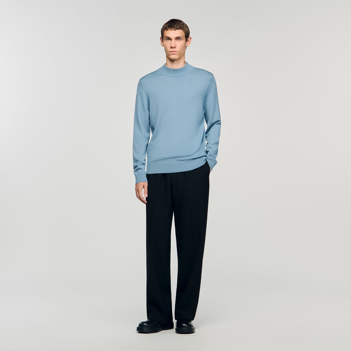 Industrial Wool jumper with high neck Chambray.