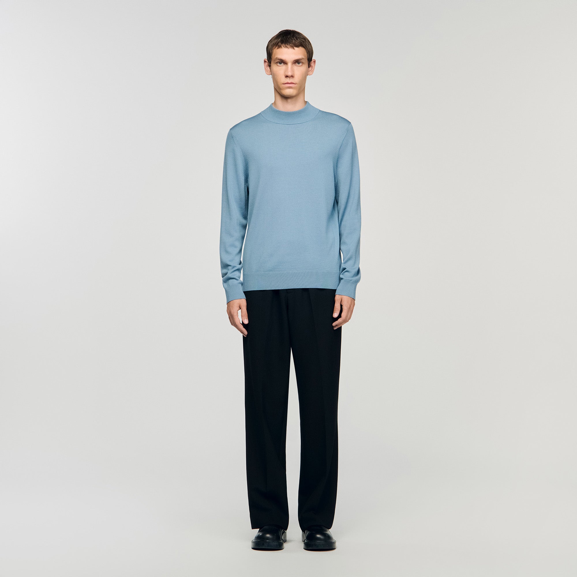 Industrial Wool jumper with high neck Chambray.