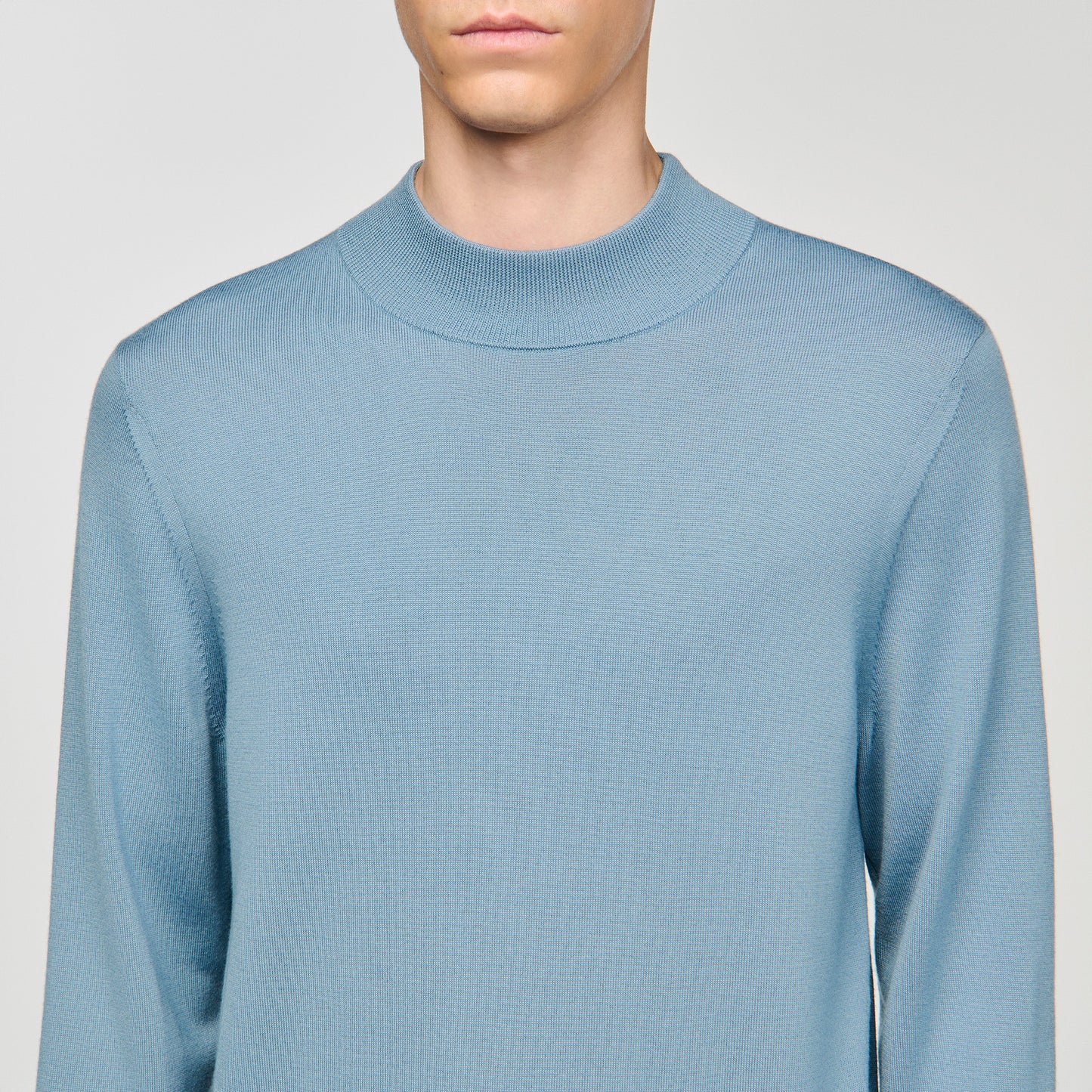 Industrial Wool jumper with high neck Chambray.