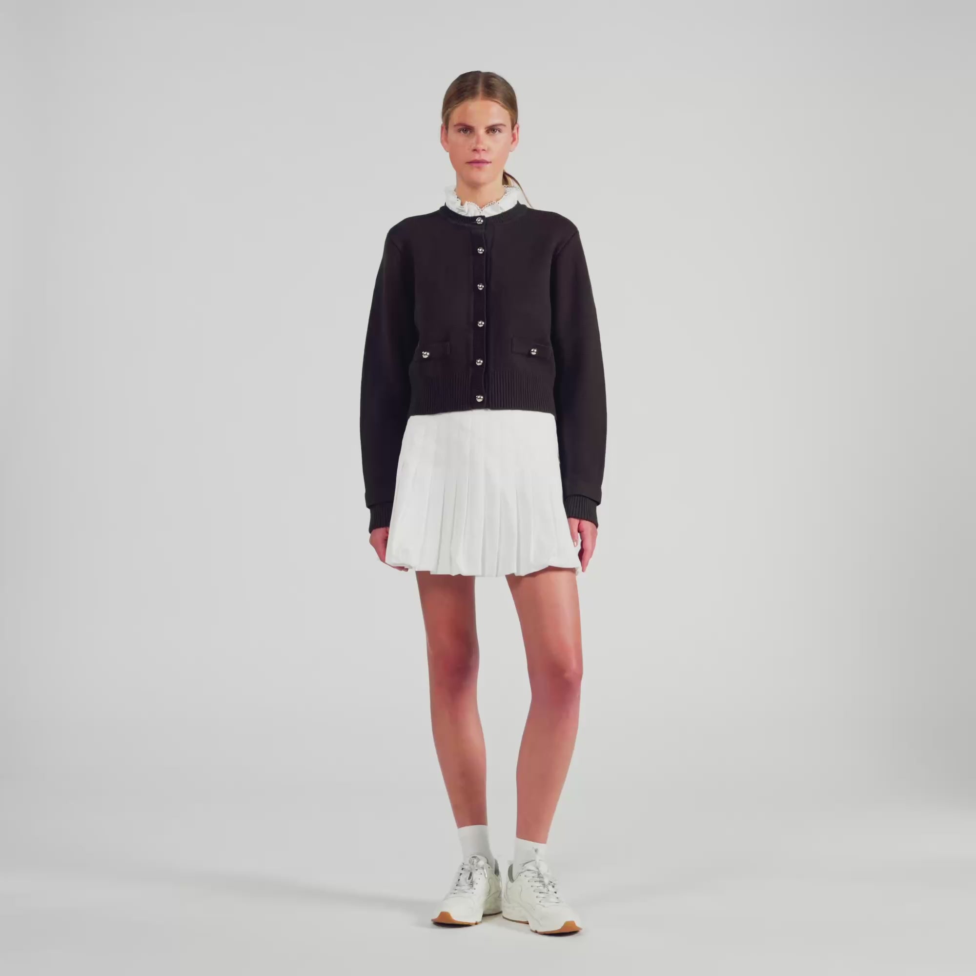 Meuna Cardigan with removable ruffle collar Brown